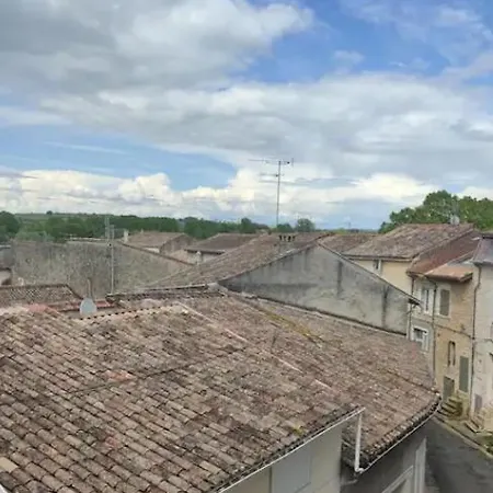 Apartment T2 Au Coeur Du Vieux Langon *